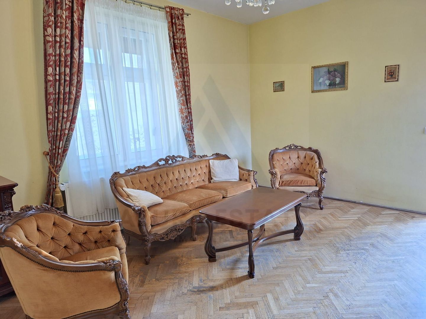 Apartament modern 3 camere curte individuala pe Bulevardul Victoriei - Poză 2