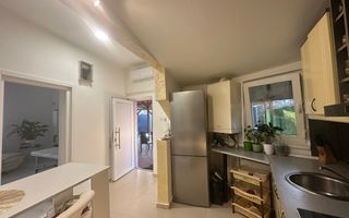 Apartament generos la casa 2 camere , 70 mp Zona Parneava ! - Poză 4