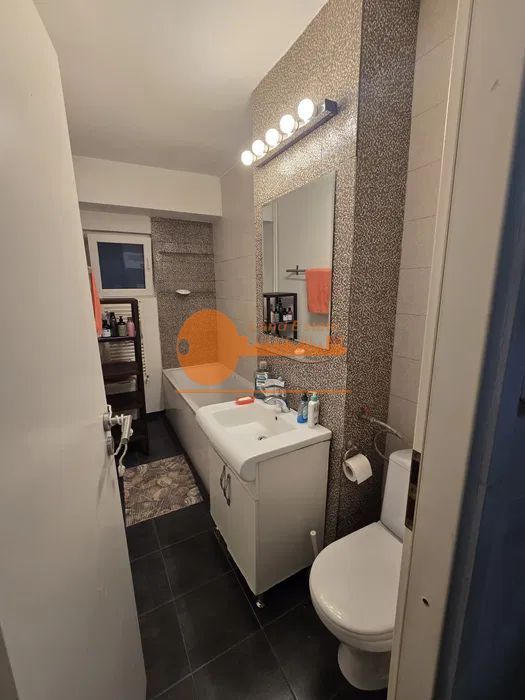 Apartament de 3 camere in zona Sebastian - Poză 7