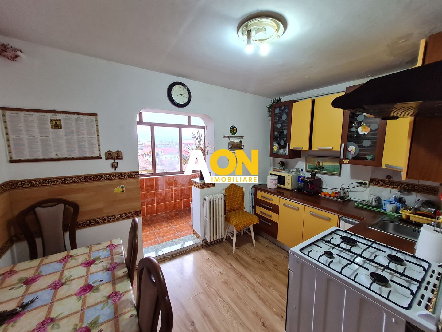 Apartament 3 camere, Decomandat, 69 mp, Zona Cetate - Poză 4