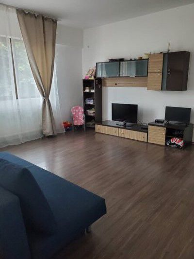 Apartament 3 camere Jiului | Cofetaria Cafina - Poză 1