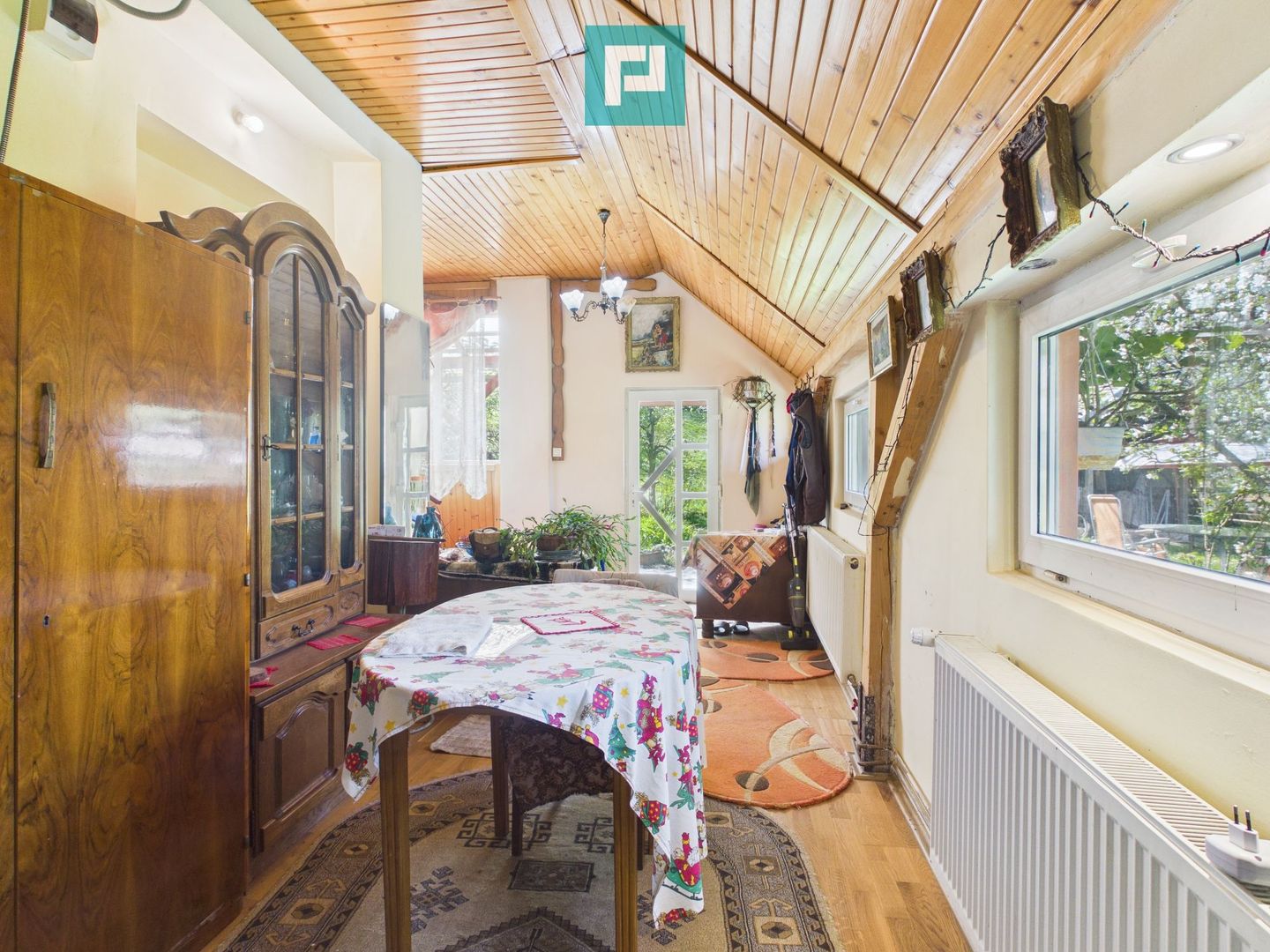 Casă Câmpani, 8000 mp teren, la poalele Apusenilor - Poză 27