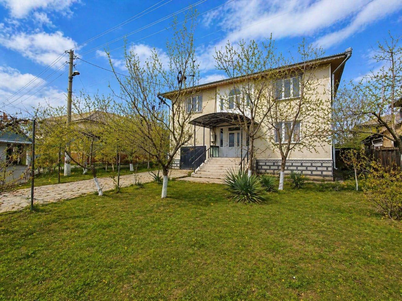 Casă + teren 7,48 ari și garaj – Drochia | 178 m² | 55.000 € - Poză 2