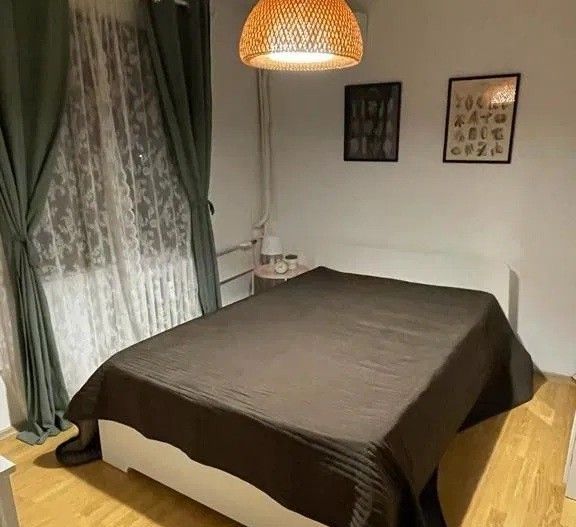 Apartament 3 camere Crangasi-Loc Parcare - Poză 1