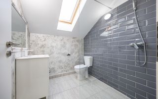 Vila 5 dormitoare | Pensiune | Proprietate versatilă în Marcus, Brașov - Poză 9