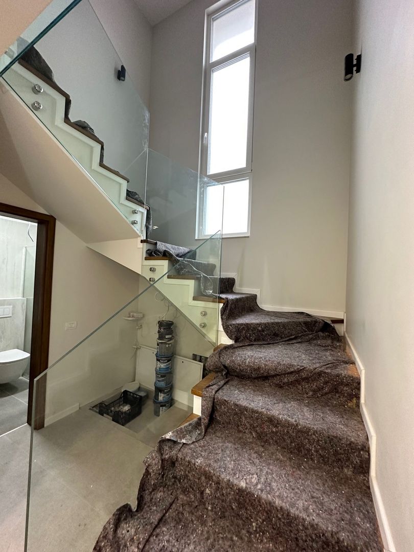 Duplex deosebit cu garaj și subsol - Poză 18