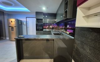 Inchiriere 2 camere cu vedere panoramica spre Lacul Tei - Poză 10