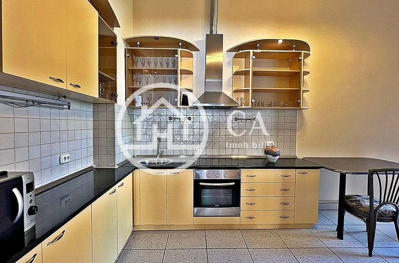 Casă de închiriat cu 3 camere în zona centrală,Oradea - Poză 5