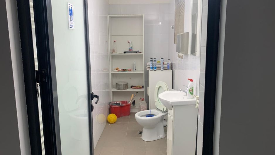 Spatiu comercial de inchiriat Damaroaia - Poză 10