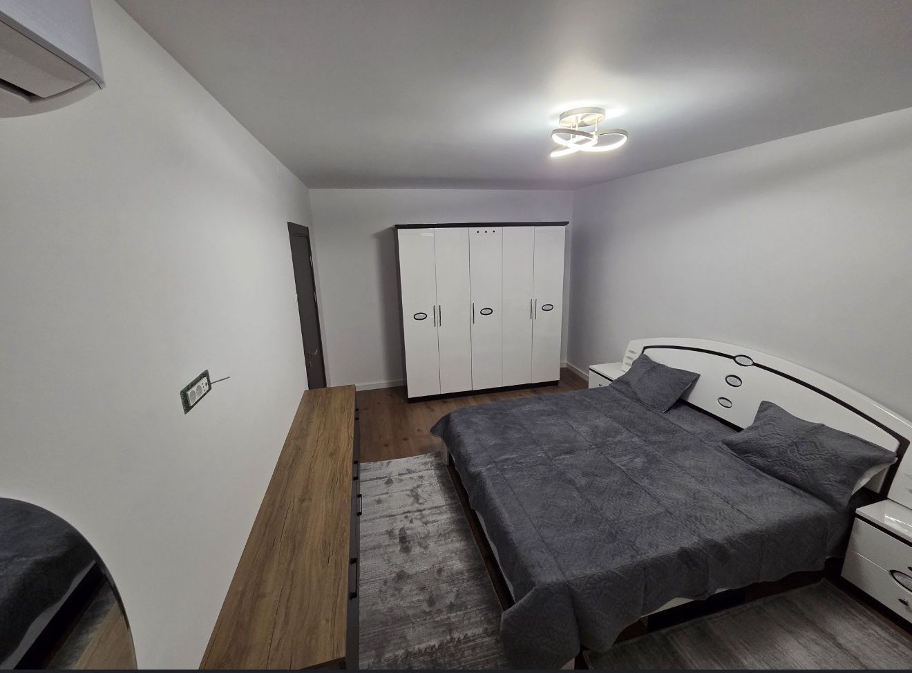 GARSONIERA IANCULUI, PRIMA INCHIRIERE, REABILITAT, METROU 5 MINUTE - Poză 2