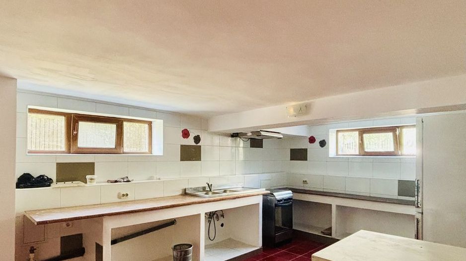 Vilă de închiriat D+P+1+M, Ovidiu cartier rezidențial Ovidiu Sud - Poză 9