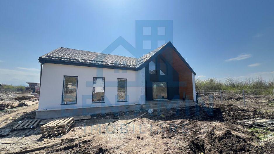 Casa-4 camere-170mp utili-723mp teren-Utilitati-Sanpetru-Harmanului - Poză 3