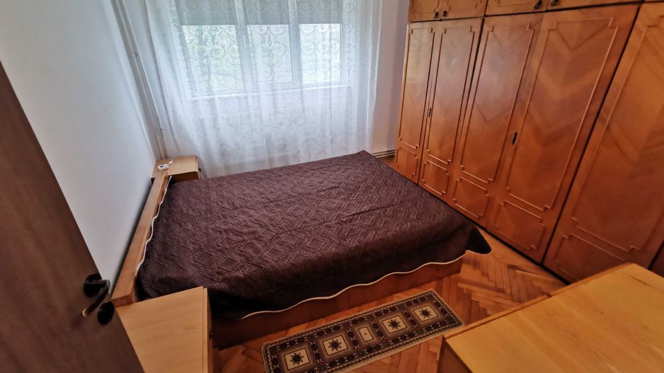 Apartament 3 camere decomandate de inchiriat – complet mobilat si utilat - Poză 6