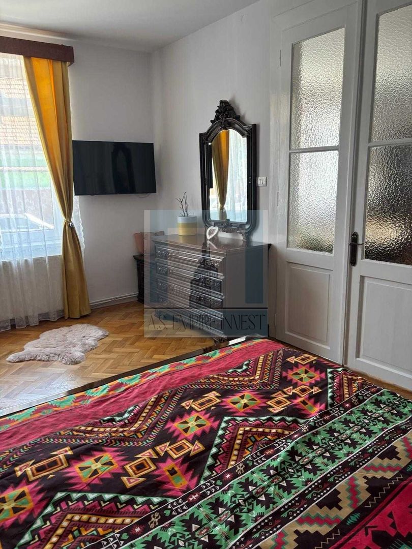 Casa spectaculoasa de vanzare in Centrul Civic - Poză 4