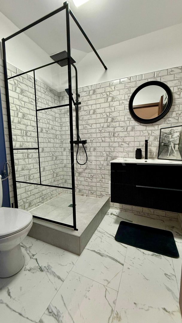 Casă cochetă în zona centrală – ideală locuință sau investiție - Poză 5