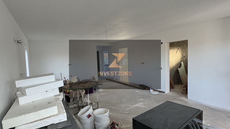 Casă la intrare în Sântandrei - Poză 6