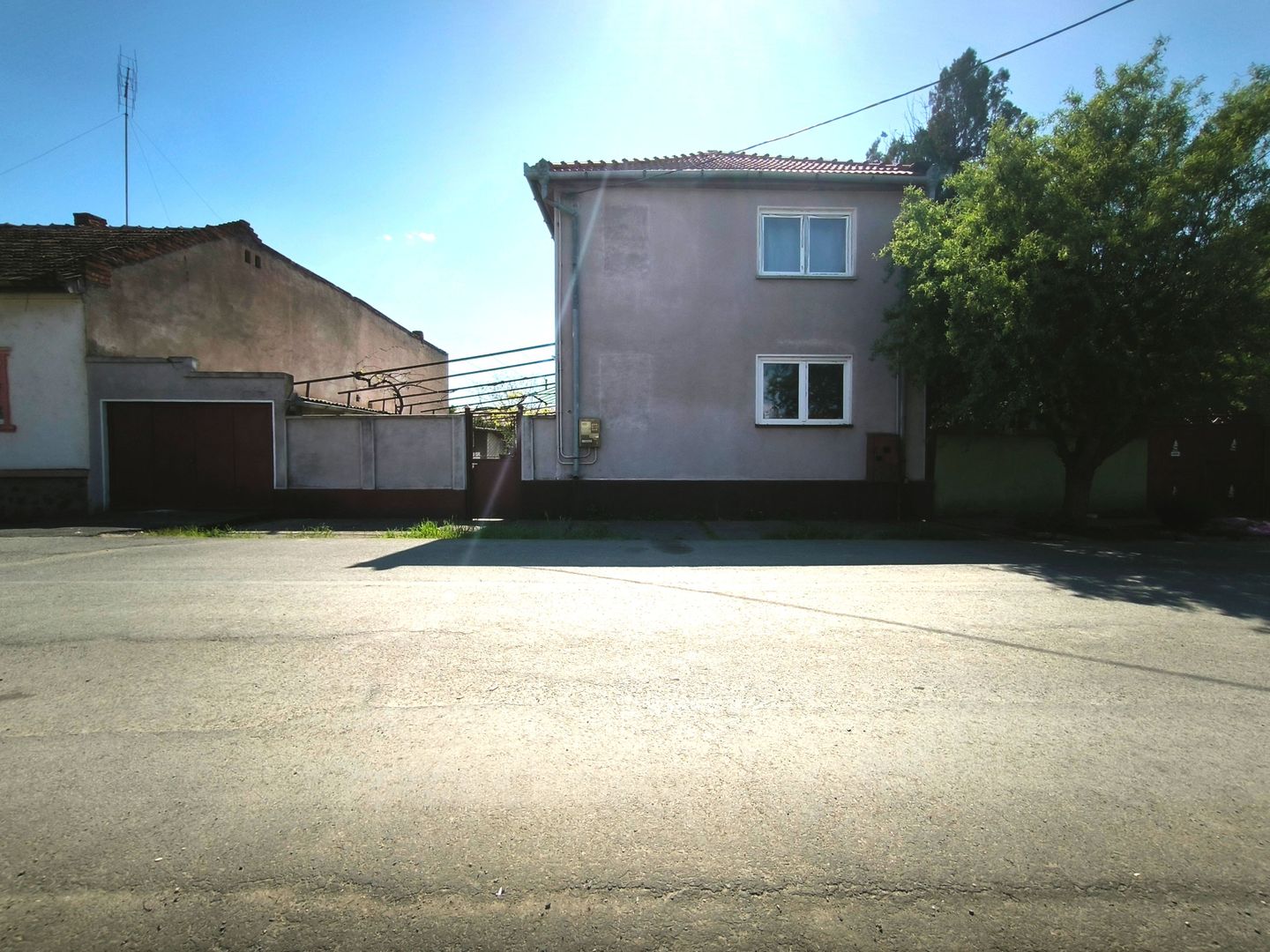 Casa cu teren de 569 mp, zona Confectii Cadas comision 0% - Poză 2