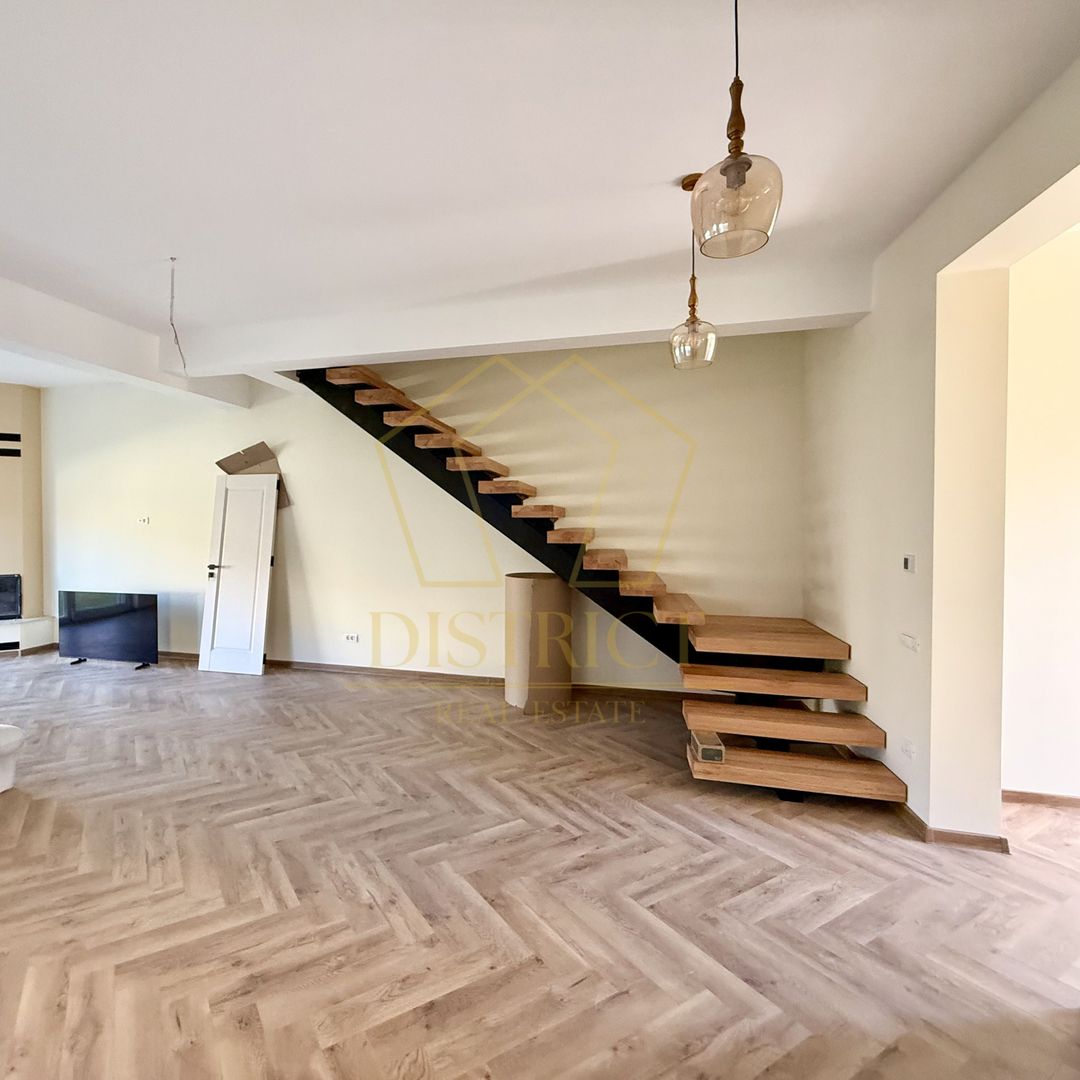 Duplex superb cu 4 camere si 3 bai | Dumbravita - Poză 1