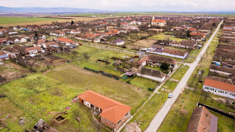 Teren intravilan în Aluniș - Poză 4