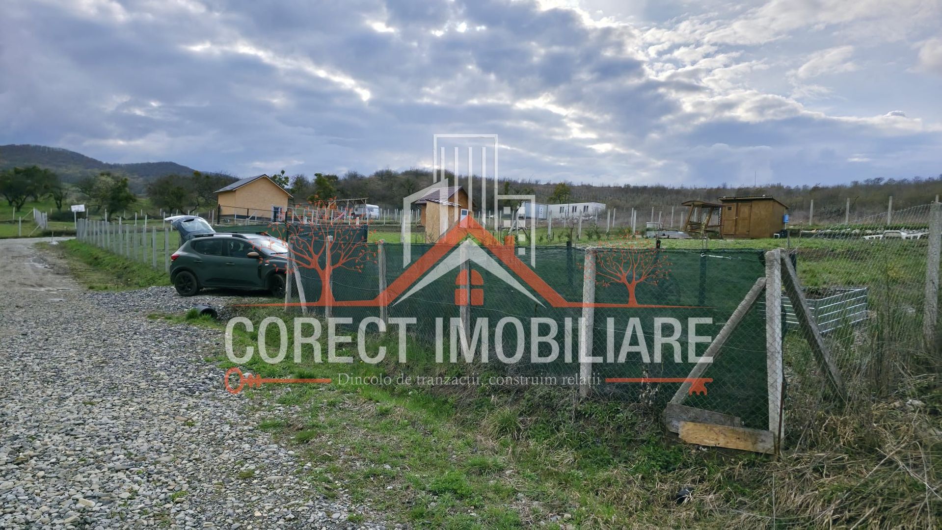 TEREN DE VÂNZARE la 5 minute de oraș! - Poză 8