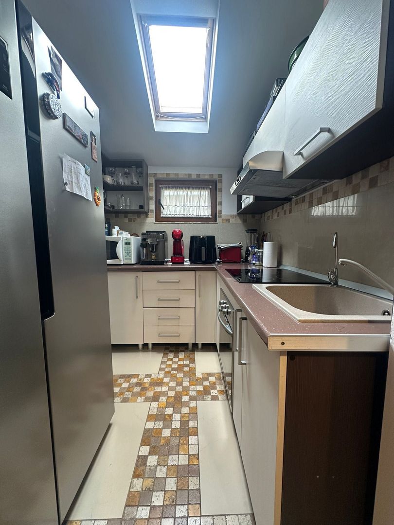 BRASADAS vinde ap 3 cam 2009 etaj 3/3 zona Semicentrala. - Poză 7