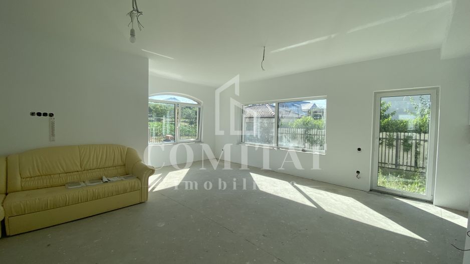 Casă de vânzare | Dispunere pe 2 niveluri | Localitatea Dezmir - Poză 4