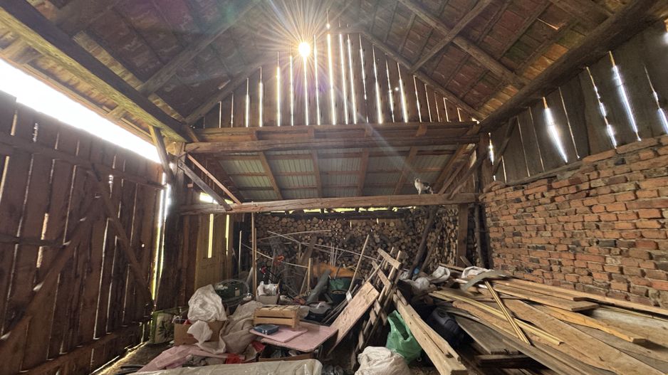 Casa individuala in Arpasu de Sus, teren mare, partial renovata - Poză 9