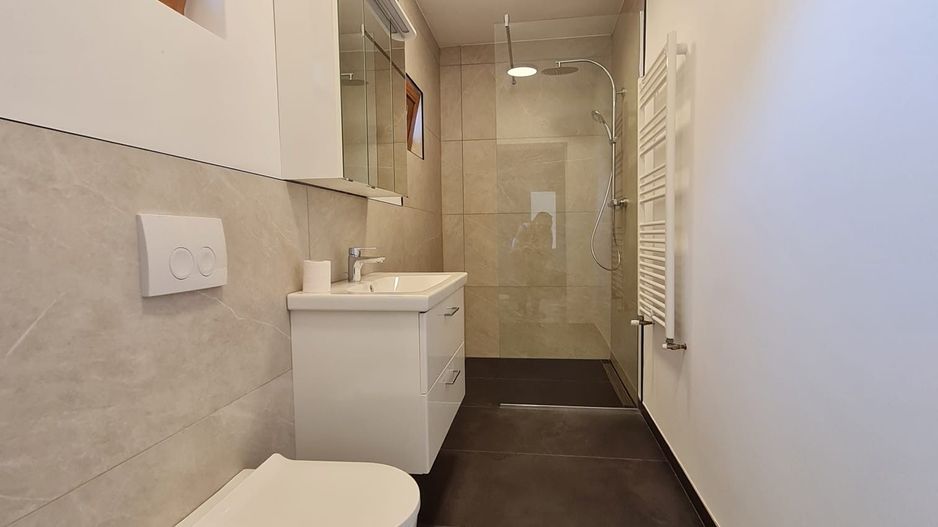 Casa solida în zona Bogdanestilor pretabilă birouri - Poză 26