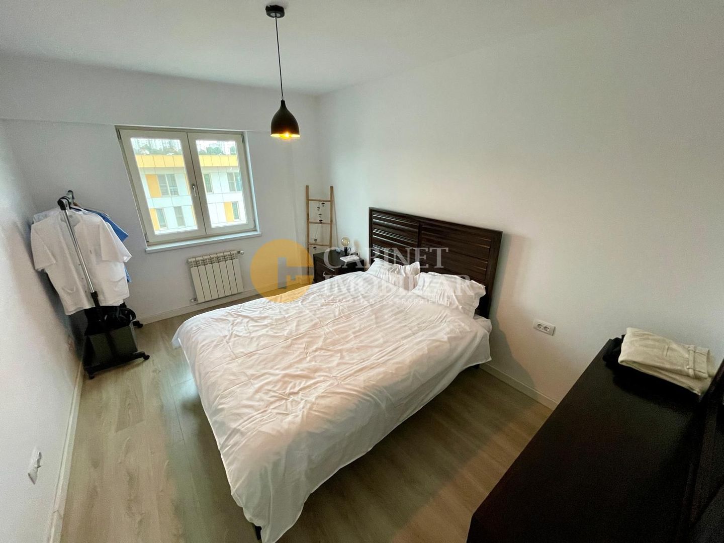 Doua camere - DECOMANDAT - loc de parcare - INTABULAT - 64mp - etaj intermediar - Poză 3