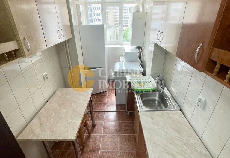 2 Camere Decomandat - Etaj Intermediar - Fara Risc - Hala Centrala - Poză 3