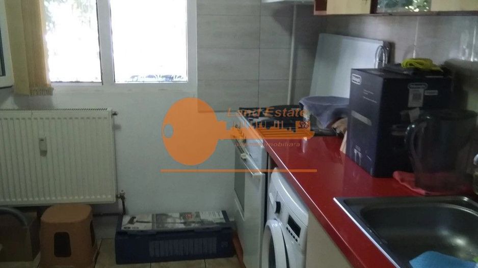 Apartament 2 camere semidecomandat – Teiul Doamnei - Poză 1