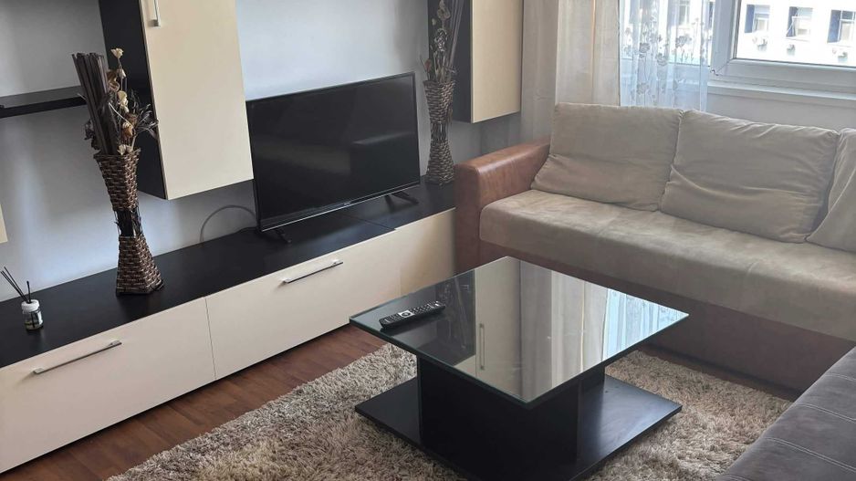 Închiriere Apartament cu 3 camere Stefan cel Mare, aproape metrou, mobilat - Poză 1