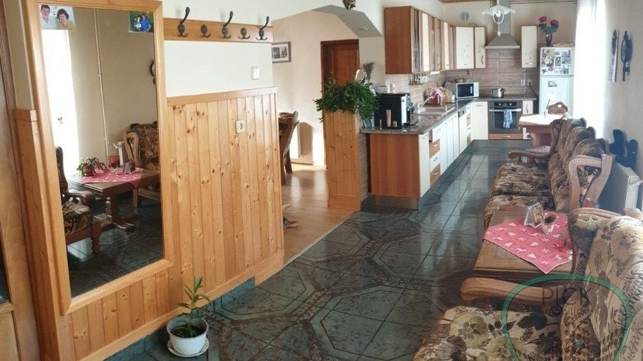 P 1015 - Casă cu 5 camere în Târgu Mureș, cartierul Unirii - Poză 3