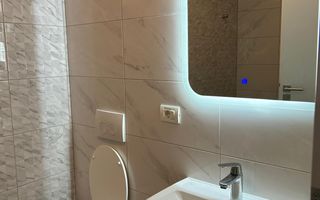 2 camere, vedere spre Bega-apartament deosebit , centrala proprie - Poză 8