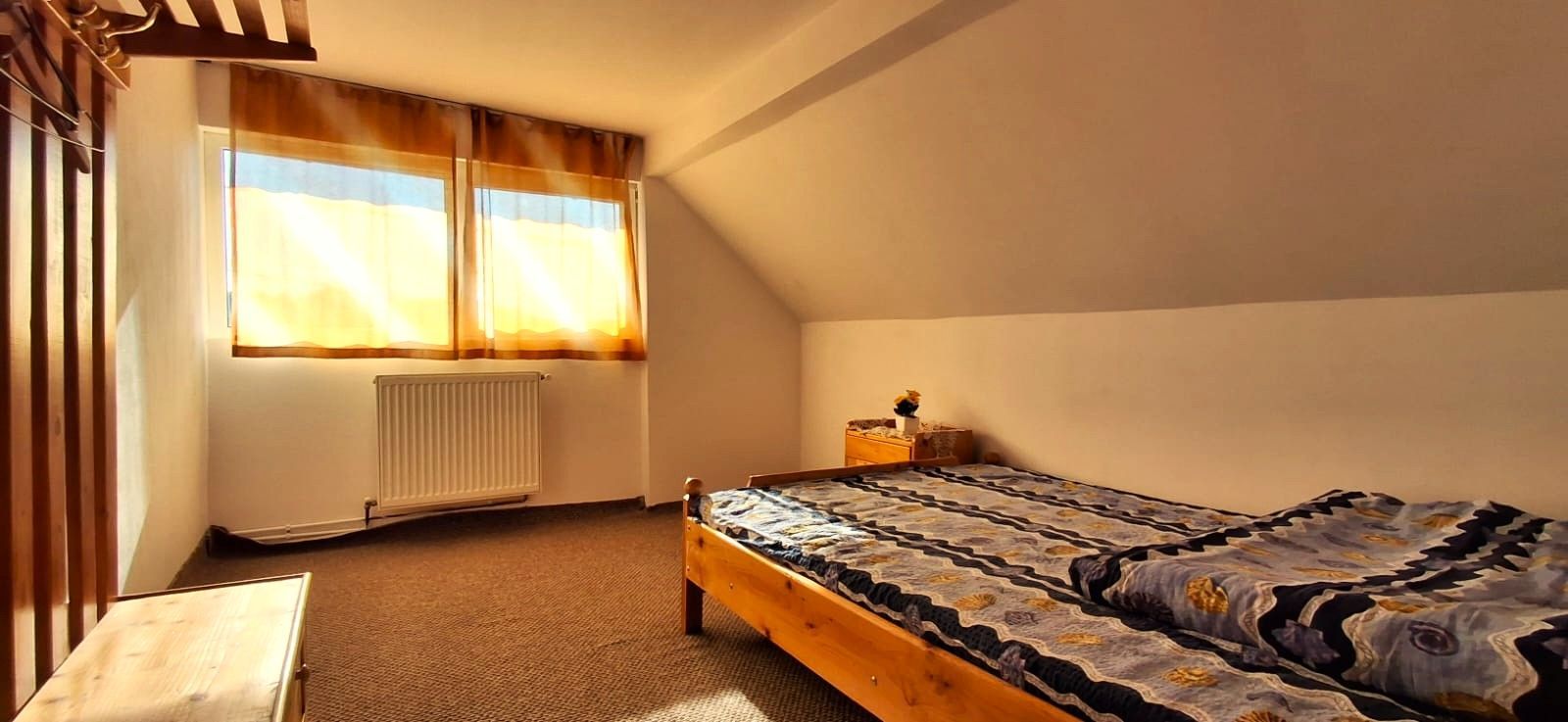 Exclusivitate- Casă rustică de închiriat în Fundata – Priveliște spectaculoasă - Poză 19
