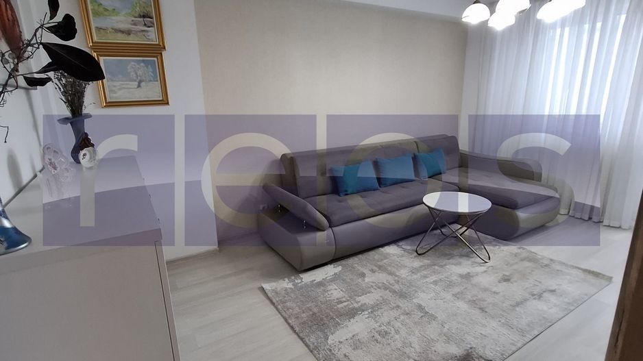 VANZARE APARTAMENT 2 CAMERE + LOC PARCARE SALAJAN 53MP CENTRALA PROPRIE - Poză 1