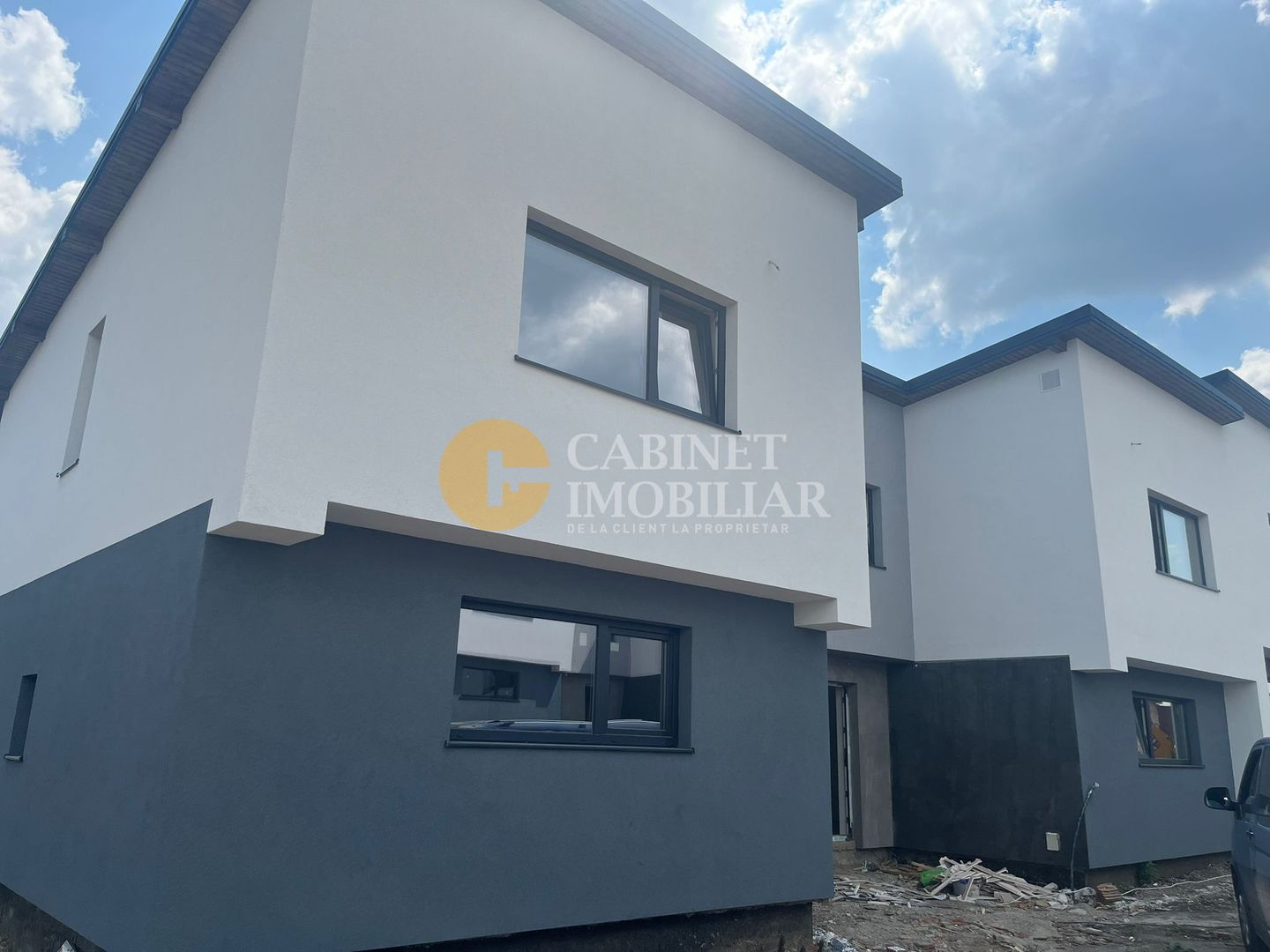 DUPLEX 5 camere Dezvoltator Valea Lupului - Poză 1