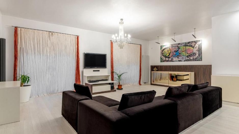 Prima linie | 5 camere | Vis-a-vis Herastrau | Pretabil rezidential & ambasada - Poză 3