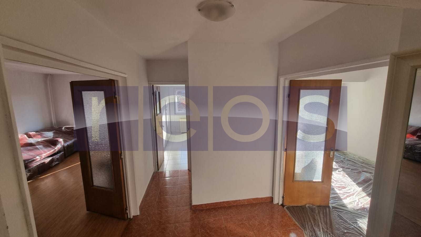 VANZARE 3 CAMERE DECOMANDAT BL. UNIRII - Poză 2