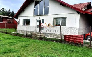 Casa P+M, 3 camere, central, teren 313 m2, zona linistita, Breaza, PH - Poză 1