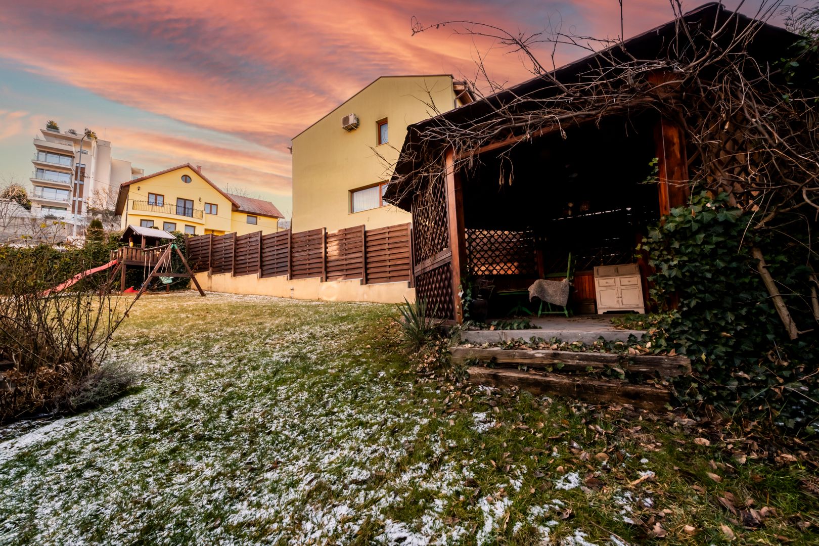 Casa individuala | 255mp s. desfasurata | teren 473mp | D+P+E | Gruia - Poză 18