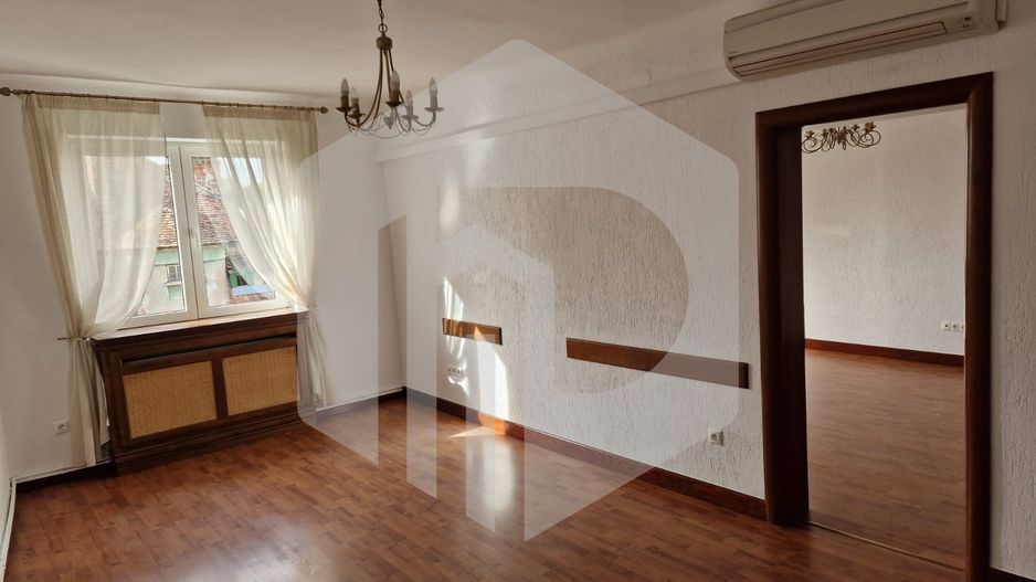 Spatiu de birouri | De inchiriat | 69mpu | Centru | Etaj 2 - Poză 1