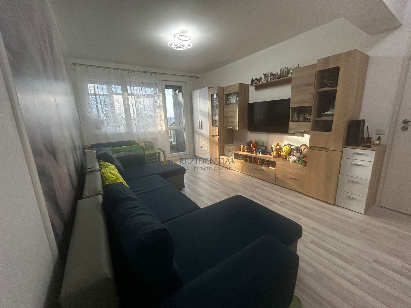 Apartament decomandat cu 2 camere - metrou Aparatorii Patriei - Poză 3