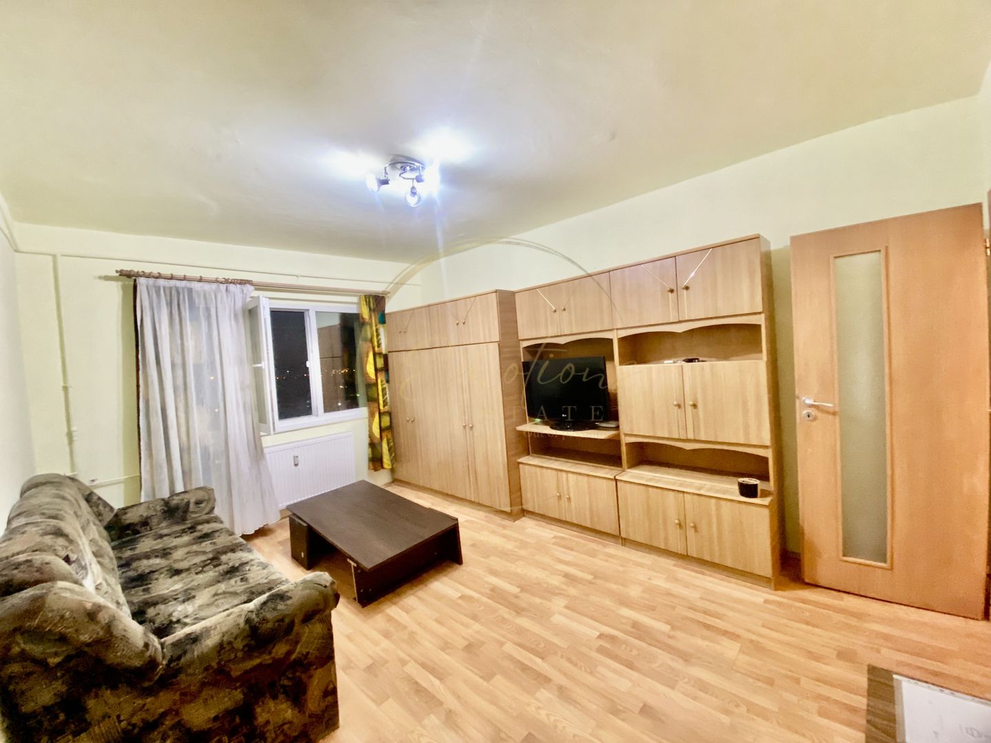 PRIVELIȘTE SPRE CENTRUL TIMIȘOAREI | Apartament 2 camere-Gheorghe Lazăr | OFERTĂ - Poză 3