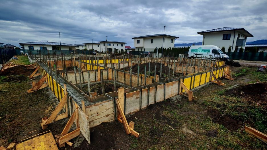 DIFERIT Haus ,Cristian,500 mp cu autorizatie,CASA IN CURS DE EXECUTIE - Poză 6