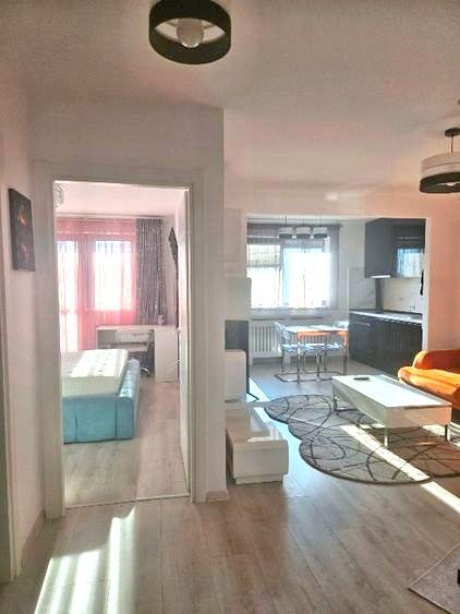 🏡 Închiriez Apartament cu 2 camere, Hils Pallady, parcare inclusă - Poză 7