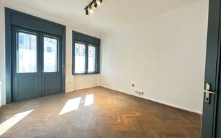 Apartament 4 camere 115 mp Ultracentral etaj intermediar pe Eroilor! - Poză 1