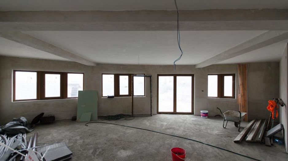 Casă individuală cu 5 camere în Vladimirescu - Poză 6