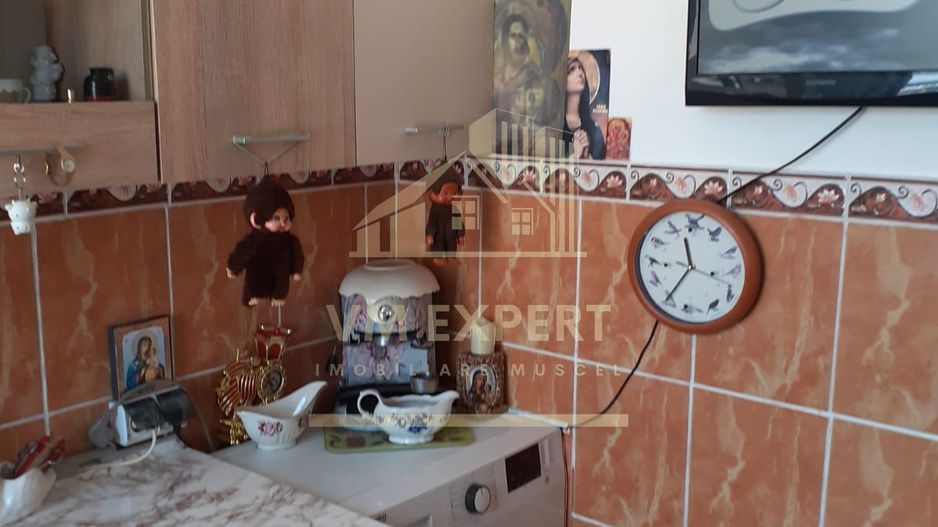 APARTAMENT 2 CAMERE, ETAJ 4, BLOC DE CARAMIDA, CAMPULUNG - Poză 2