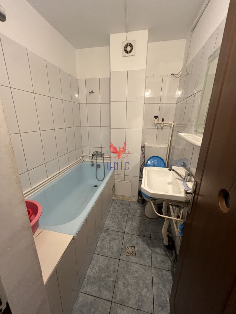 Garsoniera, etaj 3/4, centrala termica, Valea-Rosie - Poză 10